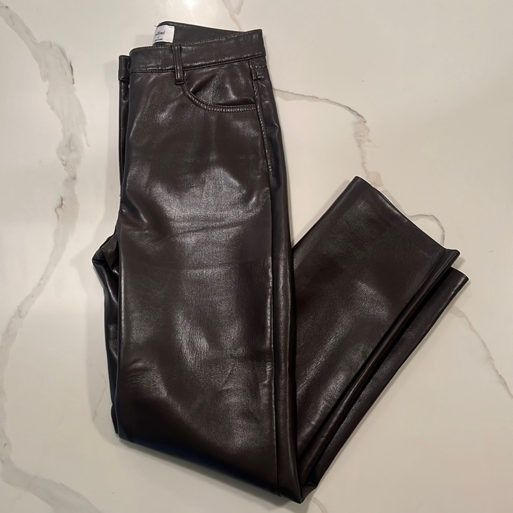 Aritzia Wilfred Chocolate Brown 🤎🤎 Straight Leg Leather Pants Size 0